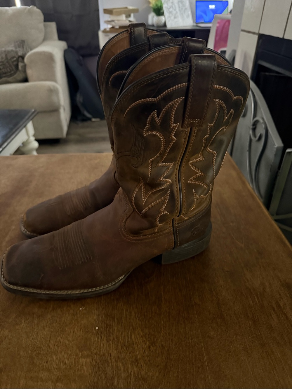 Ariat Brown Leather Western Pull-On Boots